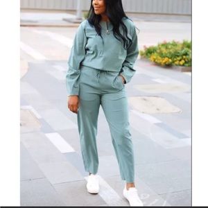 Lululemon Ventlight Zippered Jumpsuit size 10